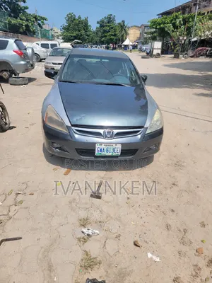 Honda Accord 2004 Gray