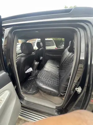 Toyota Tacoma X-Runner V6 2010 Black