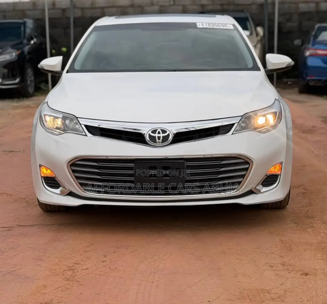 Toyota Avalon 2014 White
