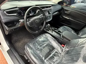 Toyota Avalon 2014 White