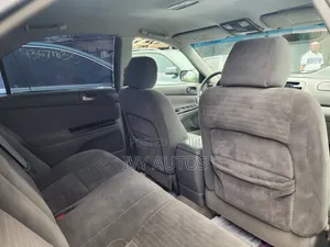 Toyota Camry 2006 Gray