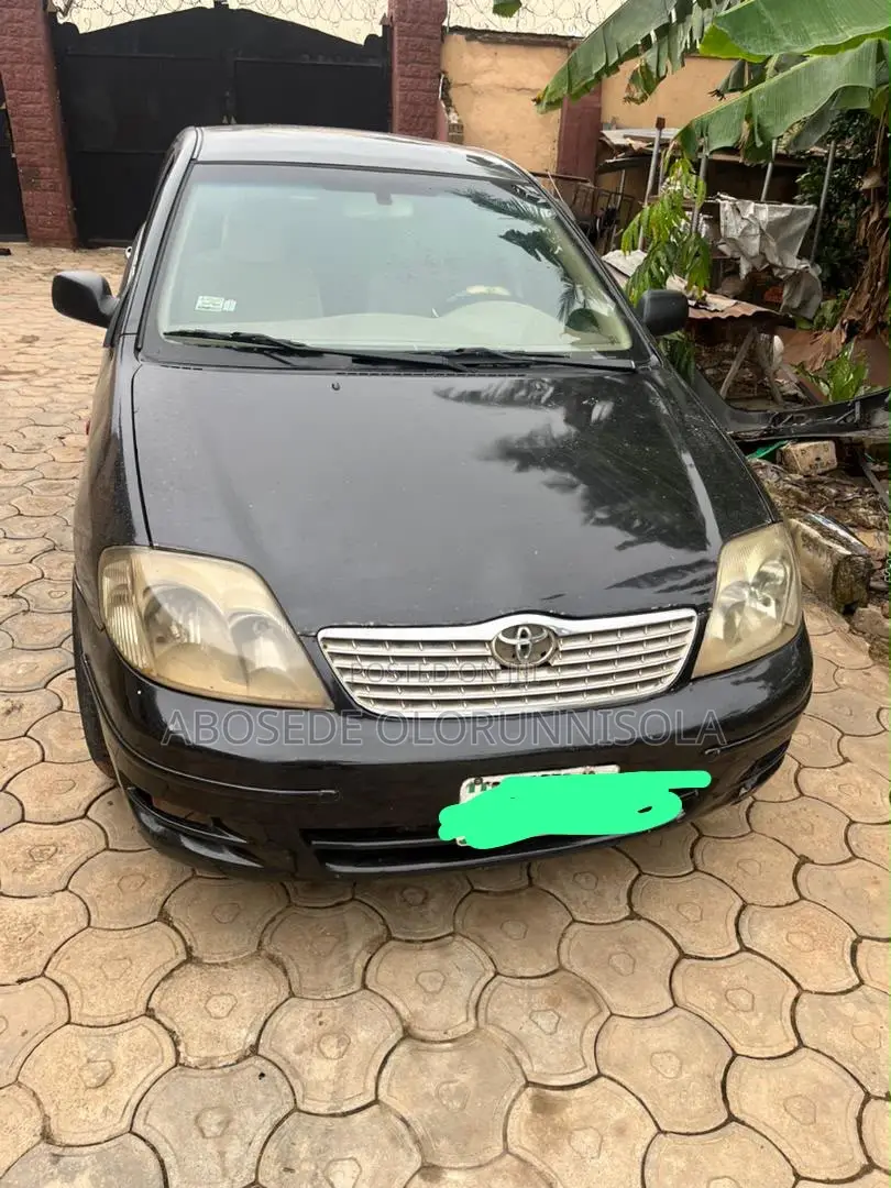 Toyota Corolla 2004 Black