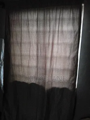 6 Used Curtains Comes With Iron
