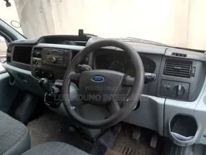 Ford Transit 2000 White