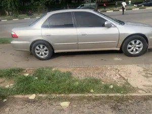 Honda Accord 2002 Silver