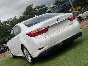 Lexus ES 350 Crafted Line FWD 2015 White