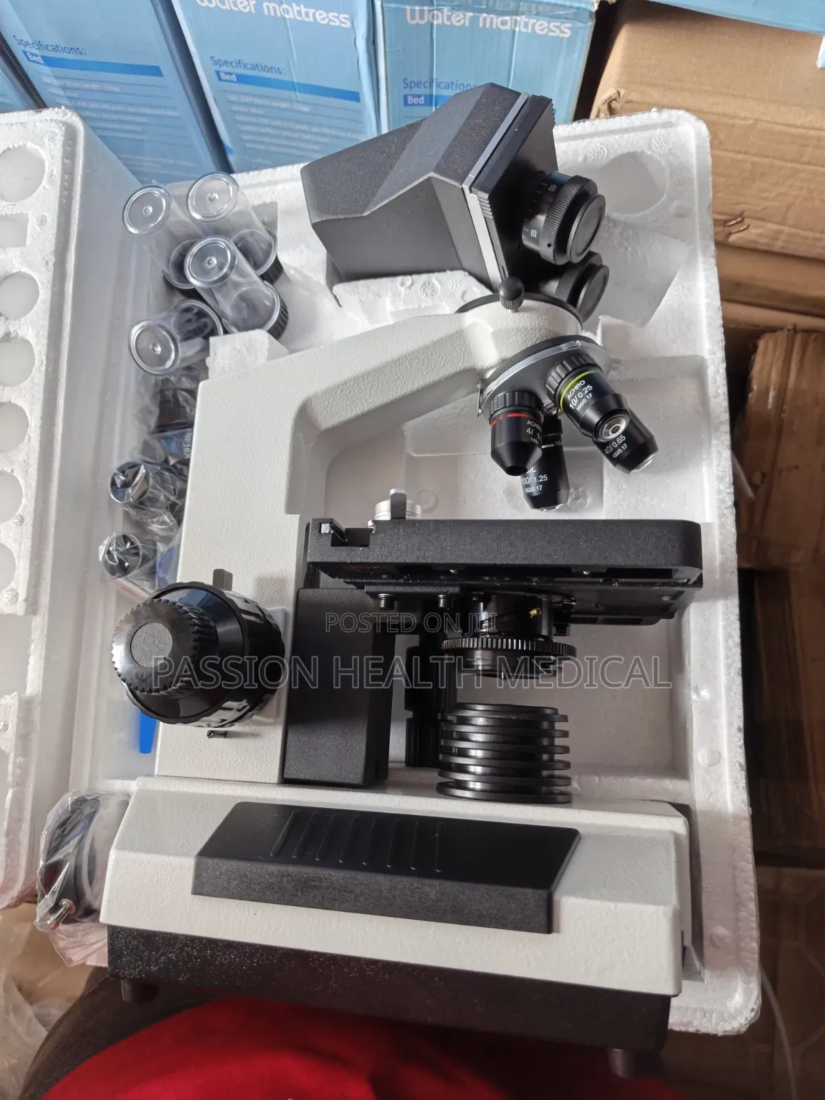 Microscope