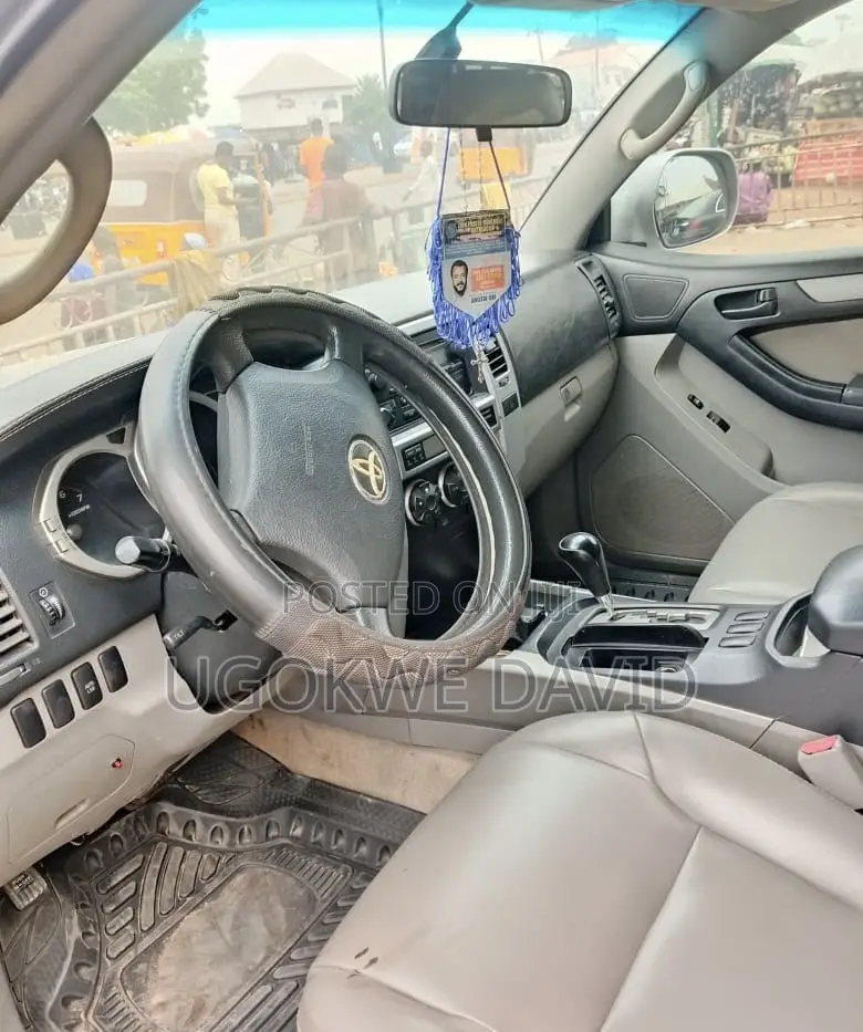 Toyota 4-Runner 2008 Silver