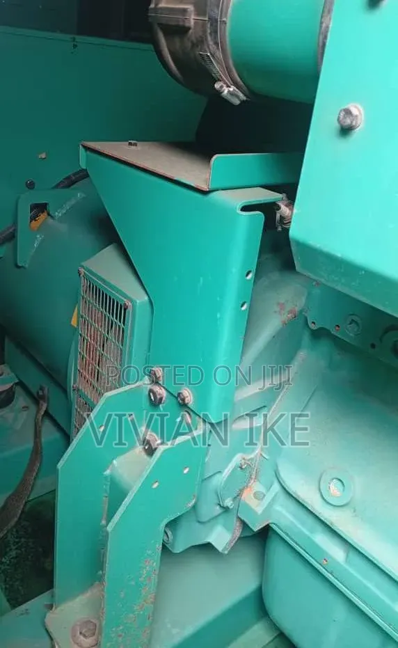 175KVA Cummins Soundproof Generator for Sale