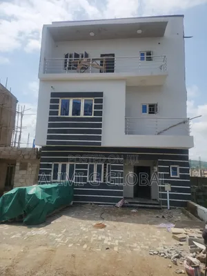 4bdrm Townhouse/Terrace in Katampe (Main) for sale