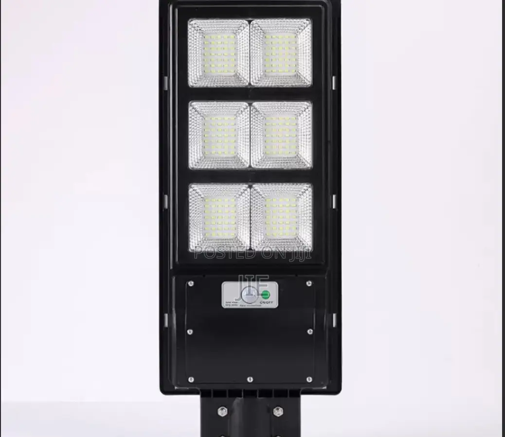Diamond-Style Solar Street Light (Multiple Specifications)