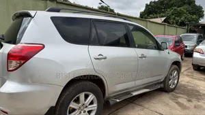 Toyota RAV4 2008 Silver