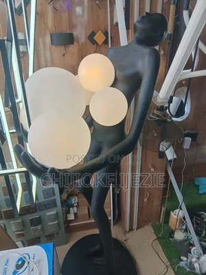 Humanoid Standing Light