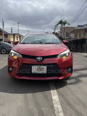 Toyota Corolla 2015 Red
