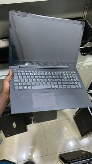 Laptop Lenovo V145 8GB Intel Core i3 SSD 256GB
