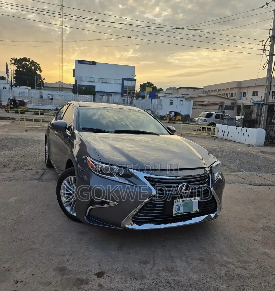 Lexus ES 2014 Gray