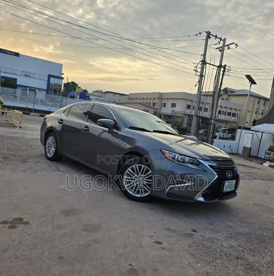 Lexus ES 2014 Gray