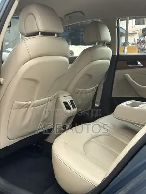 Hyundai Sonata Limited Sedan FWD (2.4L 4cyl 6A) 2016 Blue