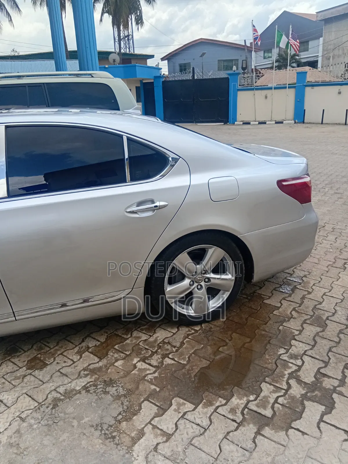 Lexus LS 460 2010 Silver