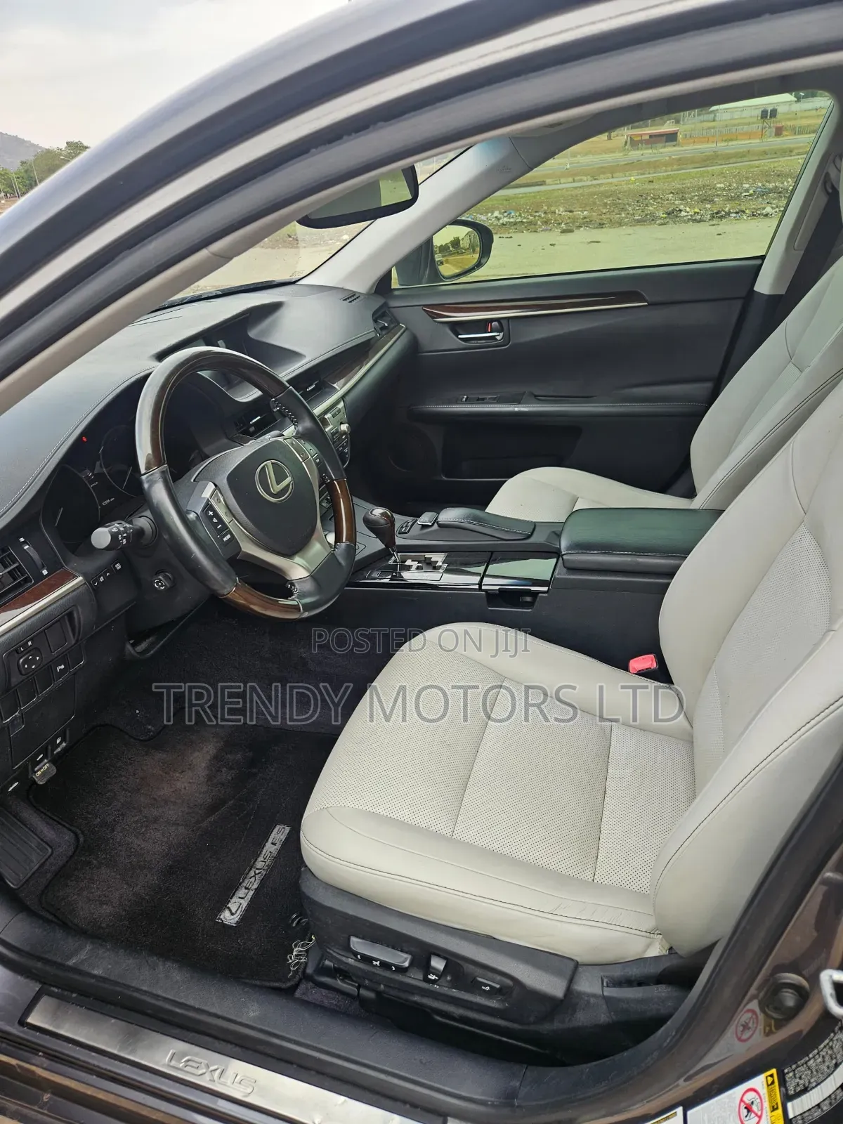 Lexus ES 2013 Gray