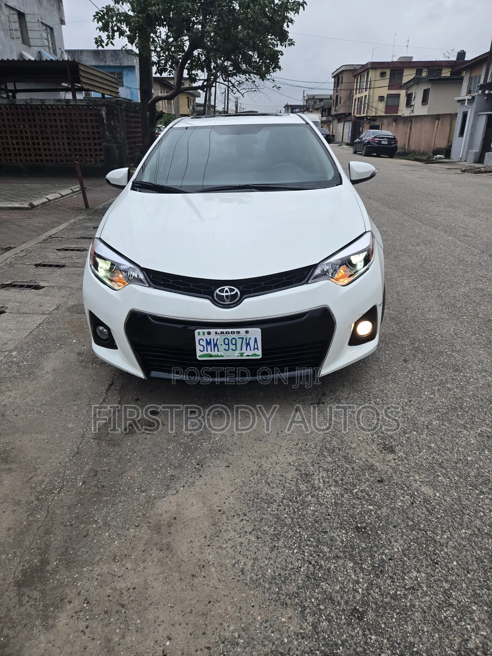 Toyota Corolla 2014 White