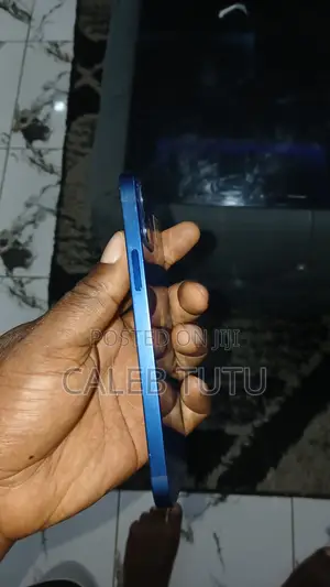 Apple iPhone 12 64 GB Blue