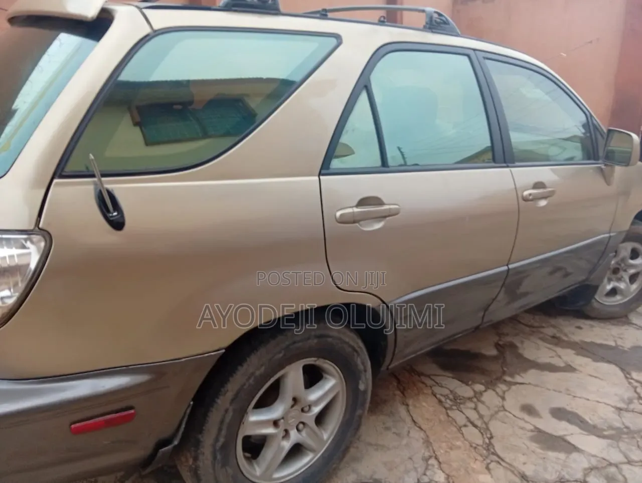 Lexus RX 2000 Brown