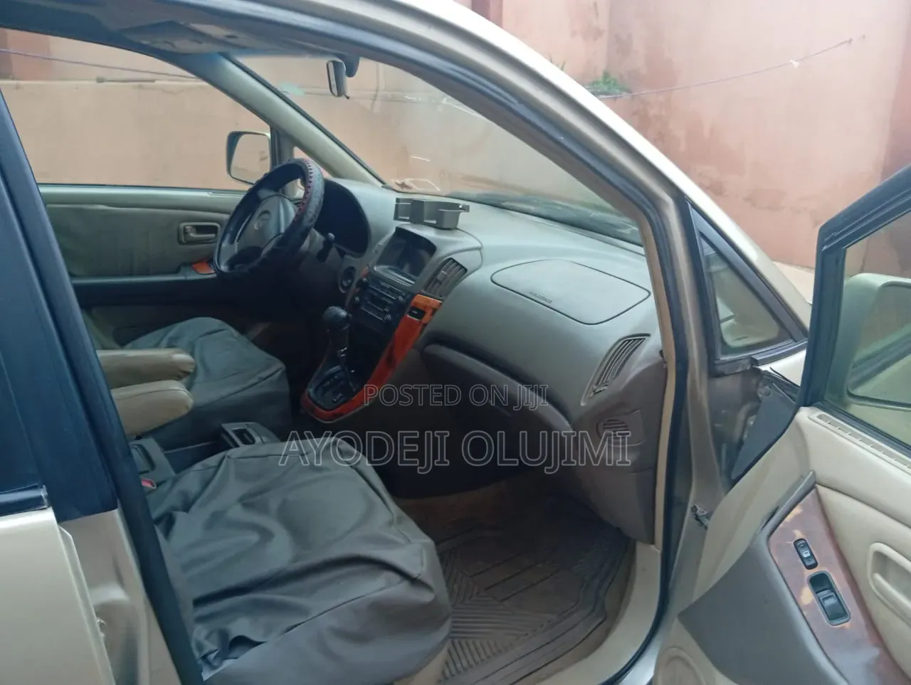 Lexus RX 2000 Brown