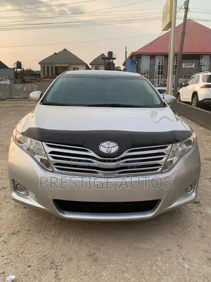 Toyota Venza 2010 Silver