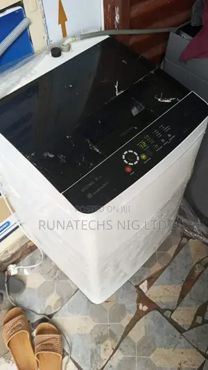 Hisense 8kg Automatic Washing Machine With Inverter Semi-New
