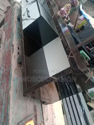 4 Feet TV Stand