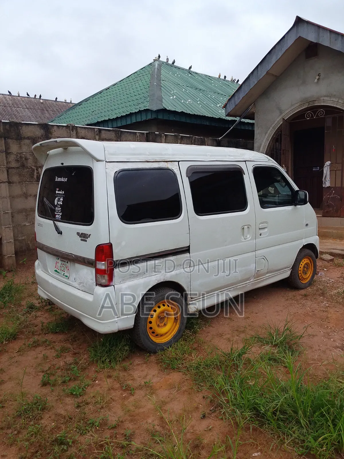 Suzuki Every 2020 White