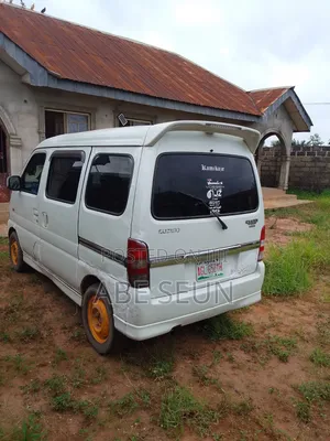 Suzuki Every 2020 White