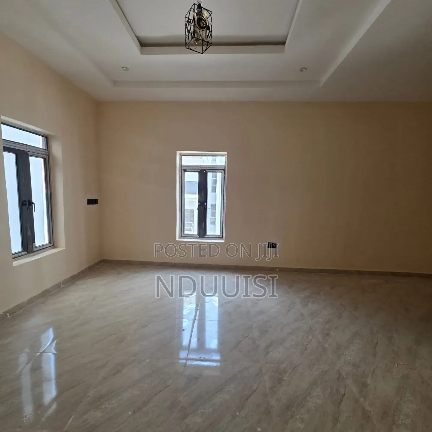 4bdrm Townhouse/Terrace in Mabushi for sale
