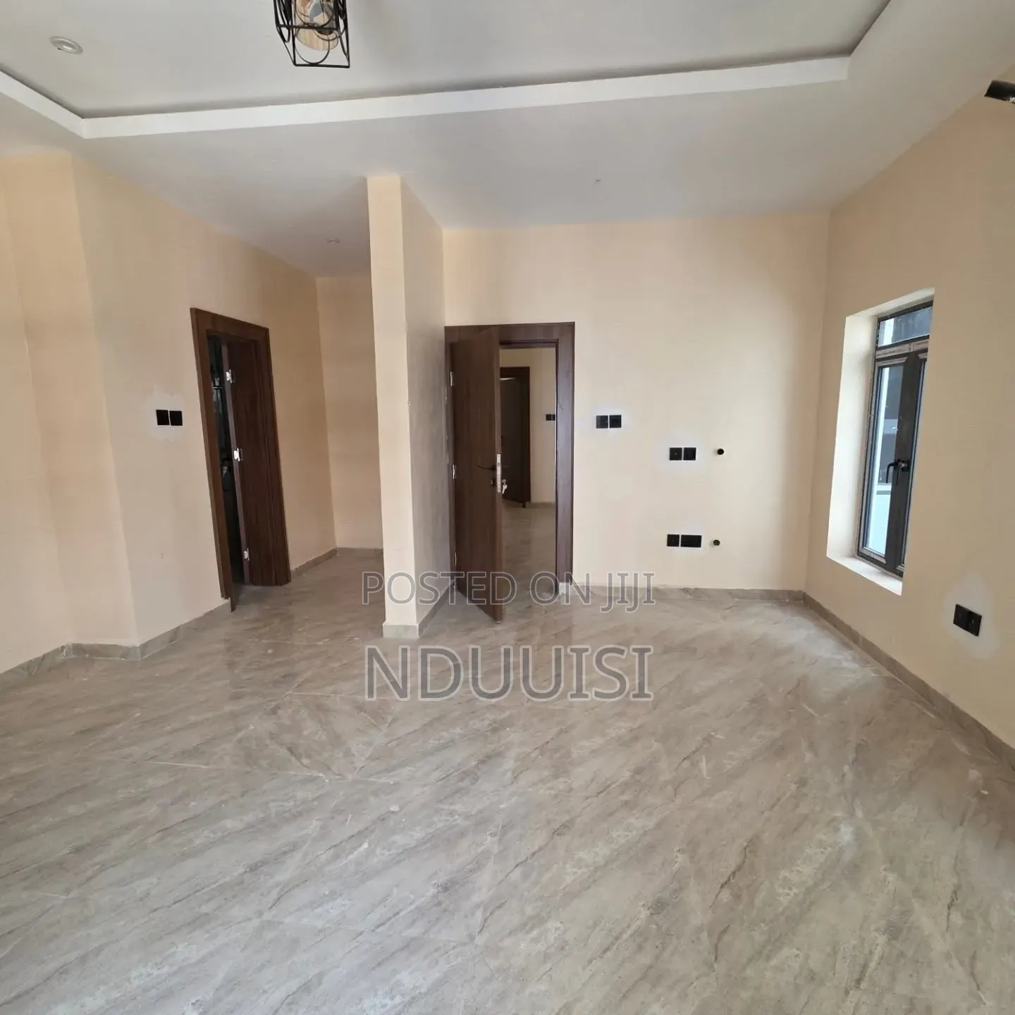 4bdrm Townhouse/Terrace in Mabushi for sale