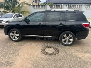 Toyota Highlander 2013 Black