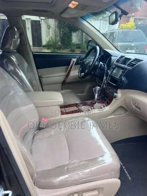 Toyota Highlander 2013 Black