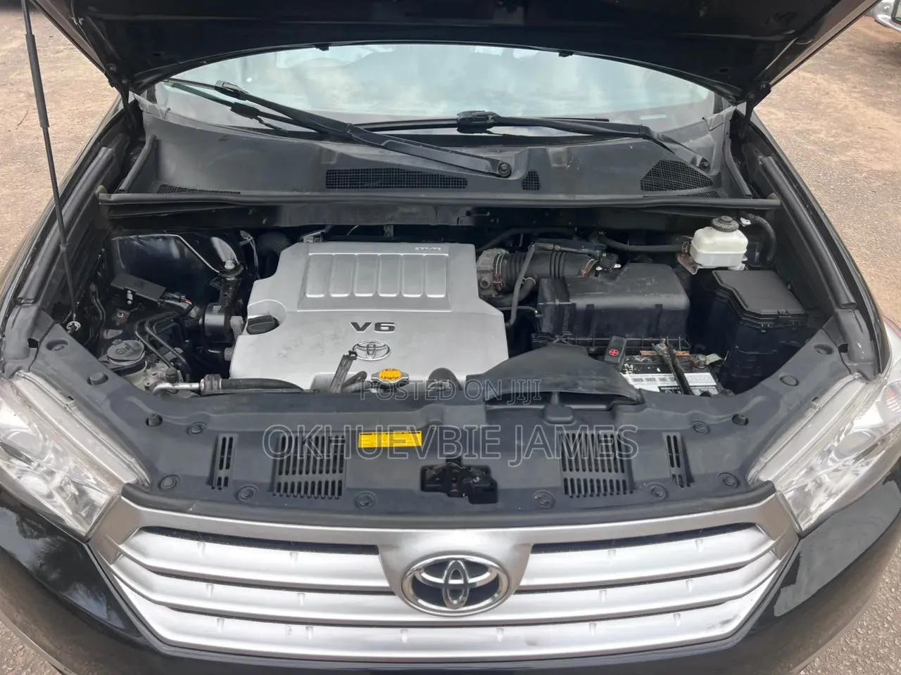 Toyota Highlander 2013 Black