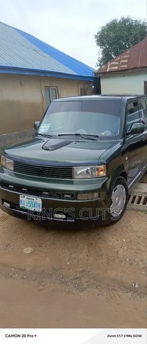 Toyota bB 2025