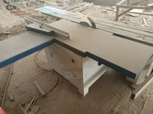 Panel Saw Machine