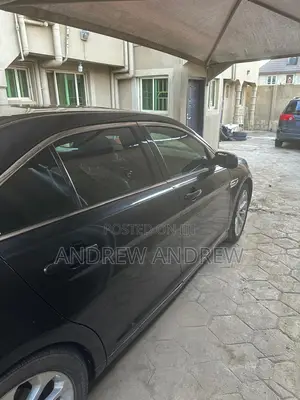 Ford Taurus 2014 Blue