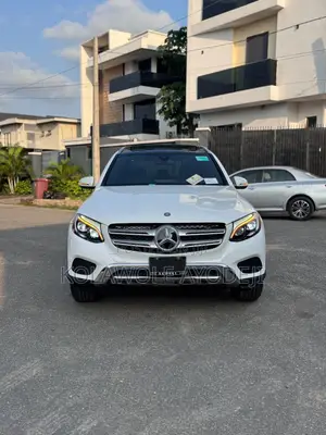 Mercedes-Benz GLC-Class 2017 White