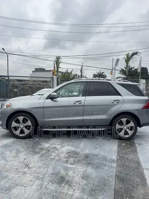 Mercedes-Benz GLE-Class 2016 Gray