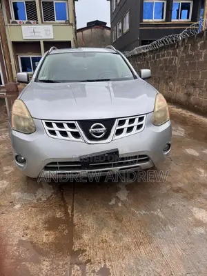 Nissan Rogue 2012 Silver