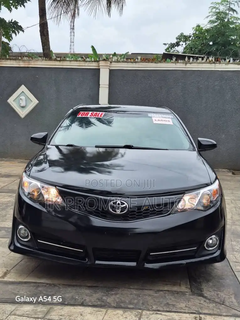 Toyota Camry 2013 Black
