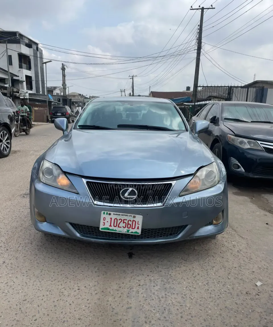 Lexus IS 2008 Blue