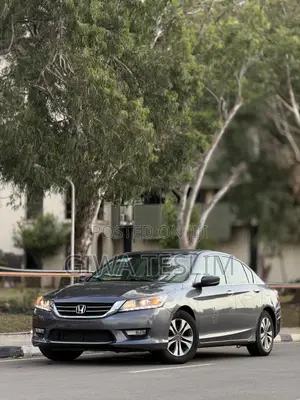 Honda Accord LX 4dr Sedan (2.4L 4cyl CVT) 2014 Gray