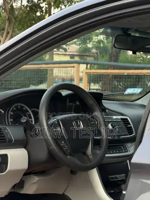 Honda Accord LX 4dr Sedan (2.4L 4cyl CVT) 2014 Gray