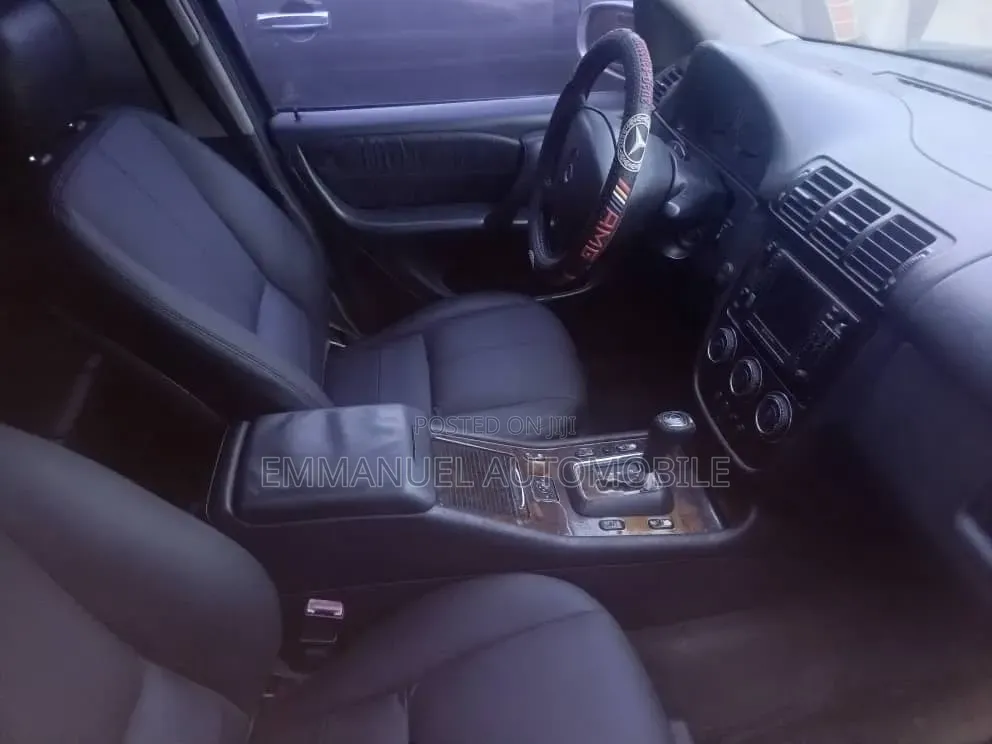 Mercedes-Benz M Class 2005 Silver