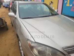 Toyota Camry 2003 Gold